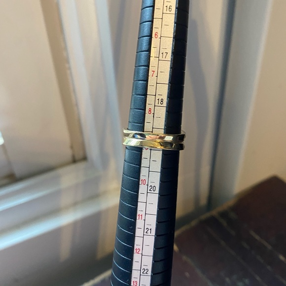 Lia Sophia Statement Ring - Picture 5 of 7